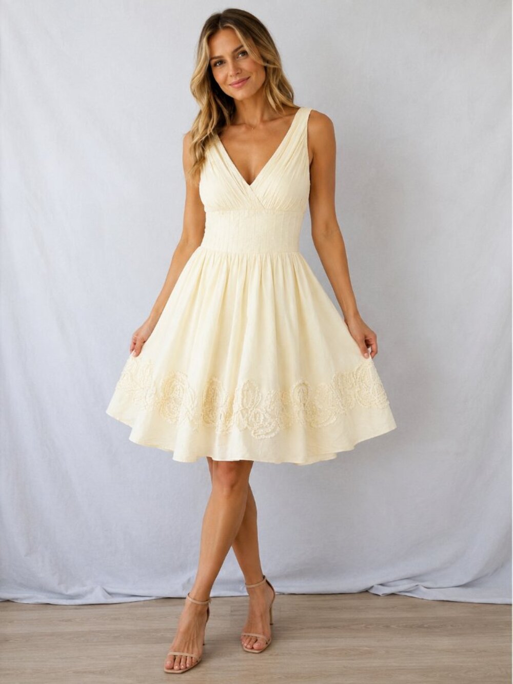 Women's 4 Cream Fit and Flare Dress Silk Suzi Chin For Maggy Boutique Lined